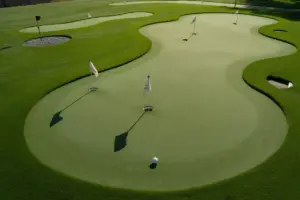 Read more about the article 6 DIY Mini Golf Course Backyard Projects You Can Finish in a Weekend