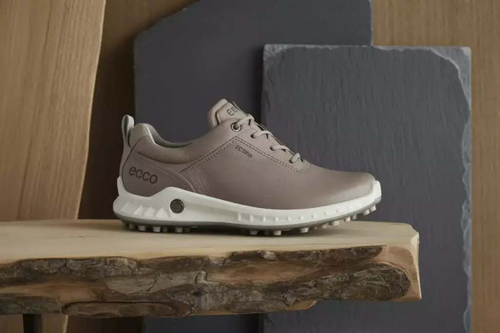 Ecco biom hybrid premium yak leather on natural stone