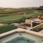 6 Homes with Incredible Backyards That Open Onto the Golf Course