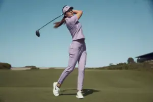 Read more about the article 6 Best Golf Pants for Women: Style That Meets Performance
