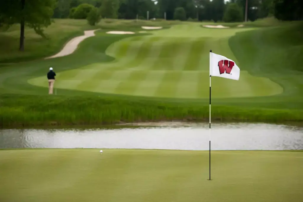 University Ridge Challenging Island Green Water Hazard Wisconsin Flag