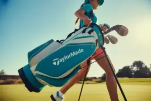 Read more about the article 7 Best Women’s Golf Bags for Style, Function, and Comfort