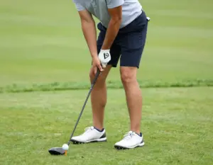 Read more about the article How to Play Golf for Beginners: 8 Steps from Tee to Green